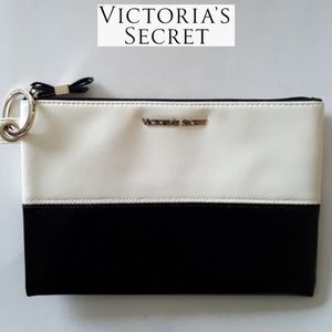 VICTORIA'S SECRET COSMETIC BAG
